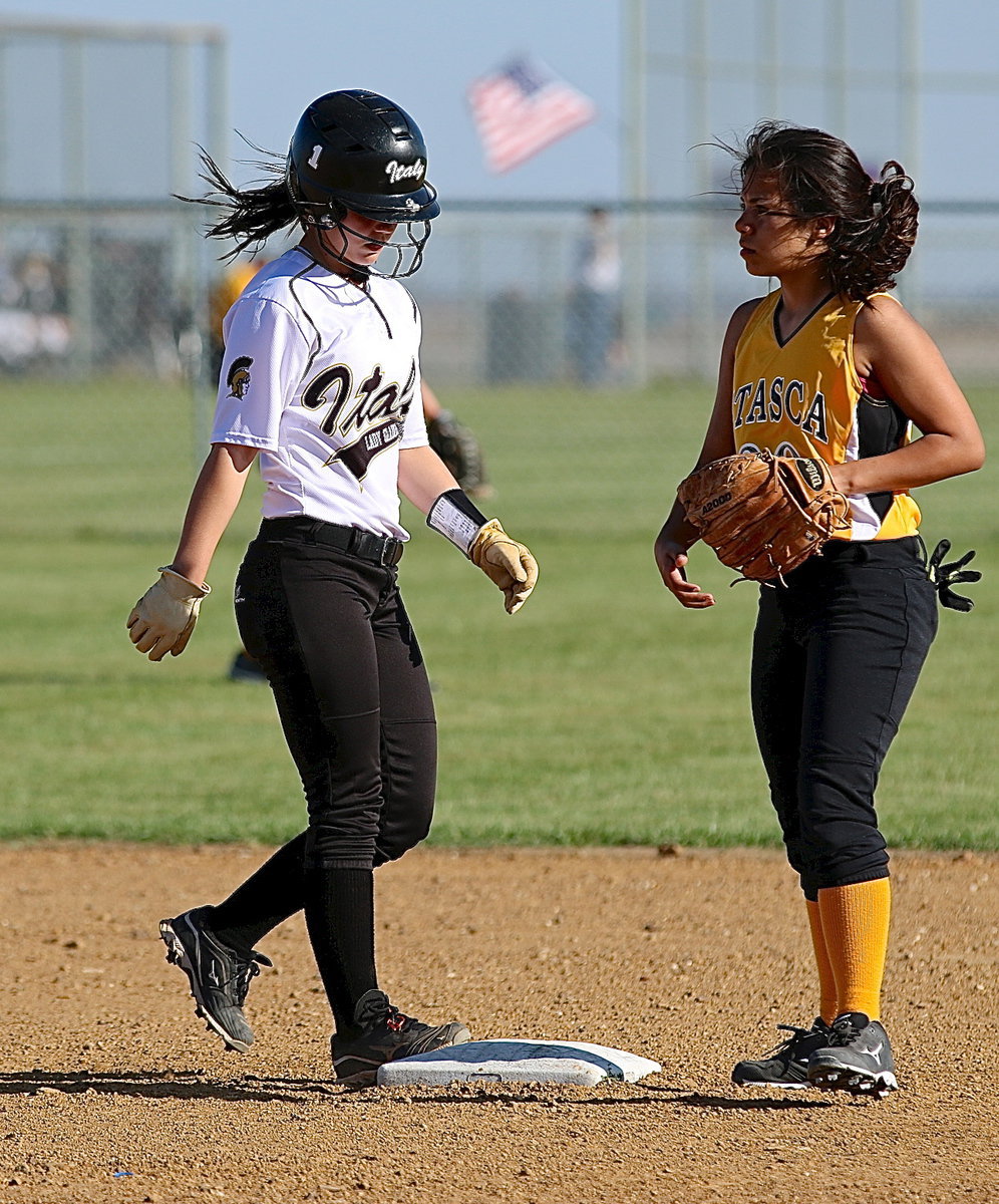 Image: Lady Gladiators Bailey Eubank(1) looks for a chance to steal third-base.