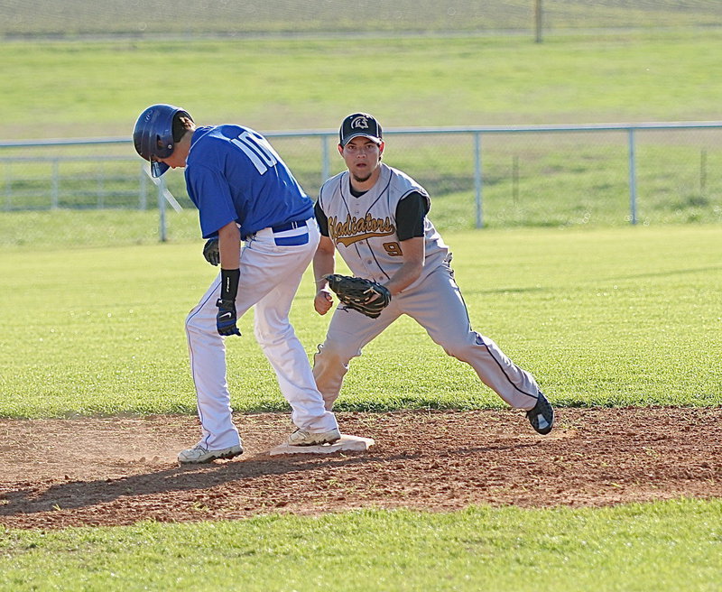 Image: Shortstop Tyler Anderson(9) nearly tags out a Frost runner at second-base.