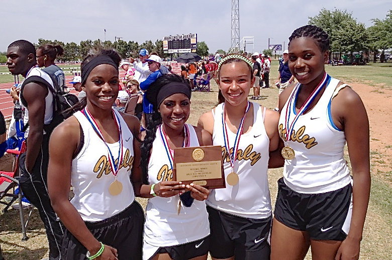 Image: The Italy Lady Gladiator sprint relay team of Kortnei Johnson, Kendra Copeland, April Lusk and Janae Robertson are state bound after posting an unofficial time of 49.5 in the 4×100 sprint relay during the UIL Regional Track And Field Championship in Abilene at the Abilene Christian University campus.