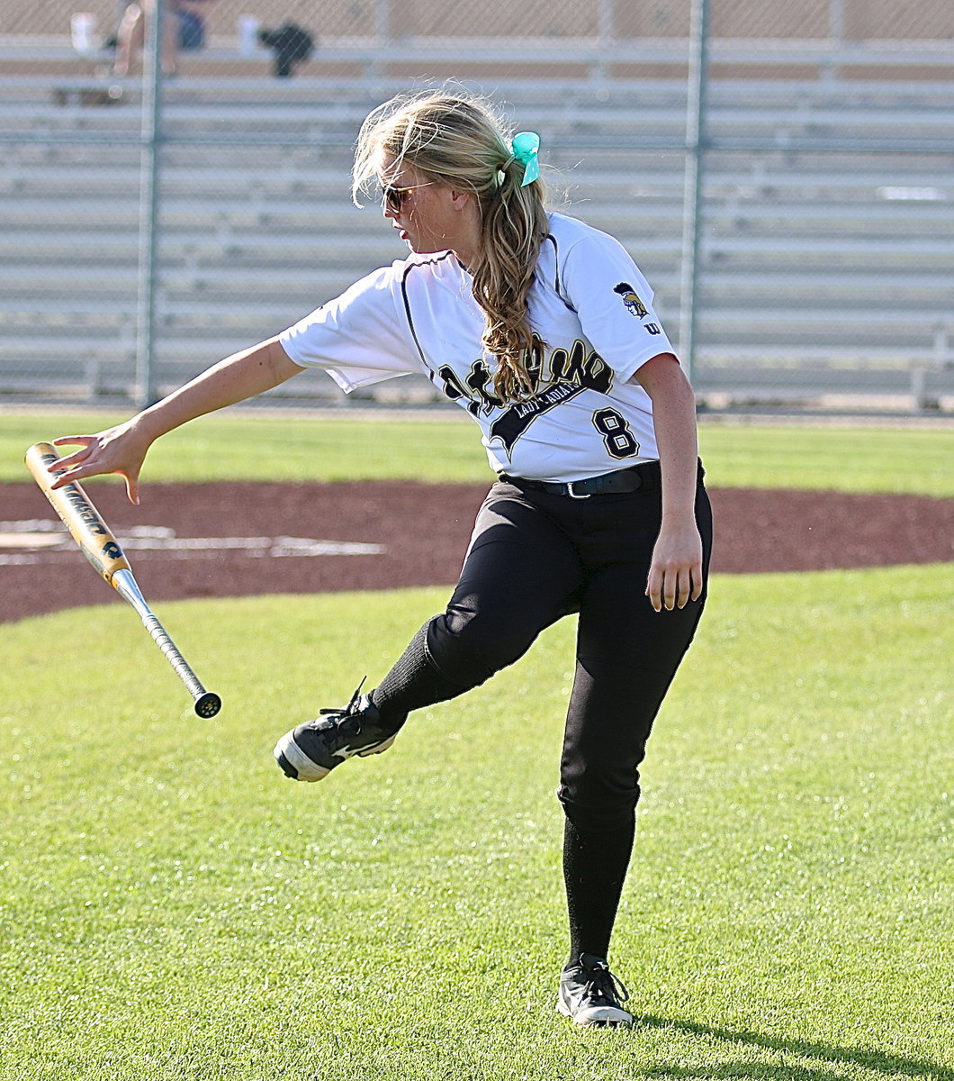 Image: Lady Gladiator Hannah Washington(8) performs bat tricks with Italy hoping for a little magic against Mart.