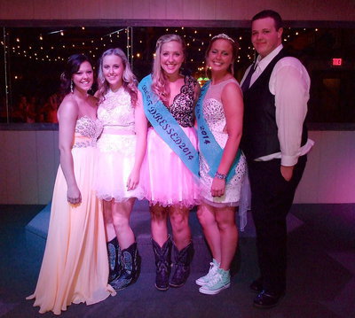 Image: The 2014 Prom Committee included junior class officers Bailey Eubank, Kelsey Nelson, Jaclynn Lewis, Madison Washington and Zac Mercer.