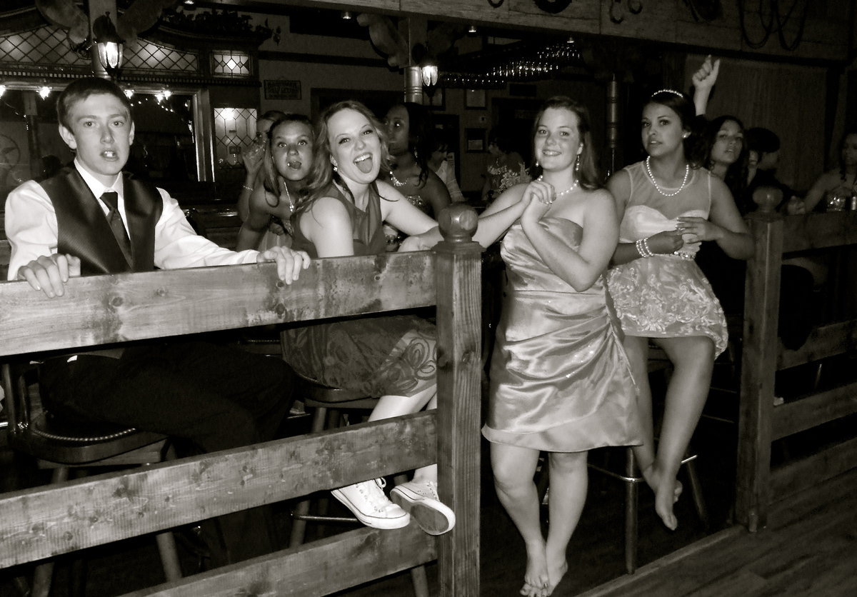 Image: Clayton Miller, Tara Wallis, Maddie Pittman, Reagan Cockerham and Ashlyn Jacinto take a moment to relax and mug for the camera.