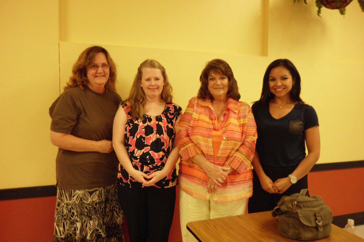 Image: New Stafford Elementary Staff (l to r)
    Margaret Lyons, Pre K; Angela Green, Counselor; Sandra Masterson, Kindergarten; Jessika Otero, Pre-K. Not pictured Lari Licon, SPED, Resource.