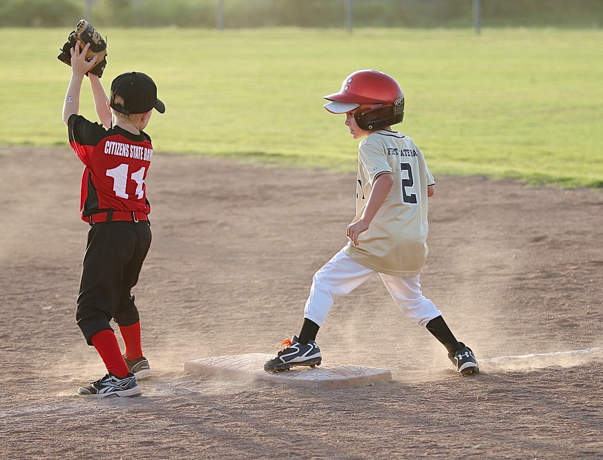 Image: Hunter Copeland(2) records a single for the Italy cause.