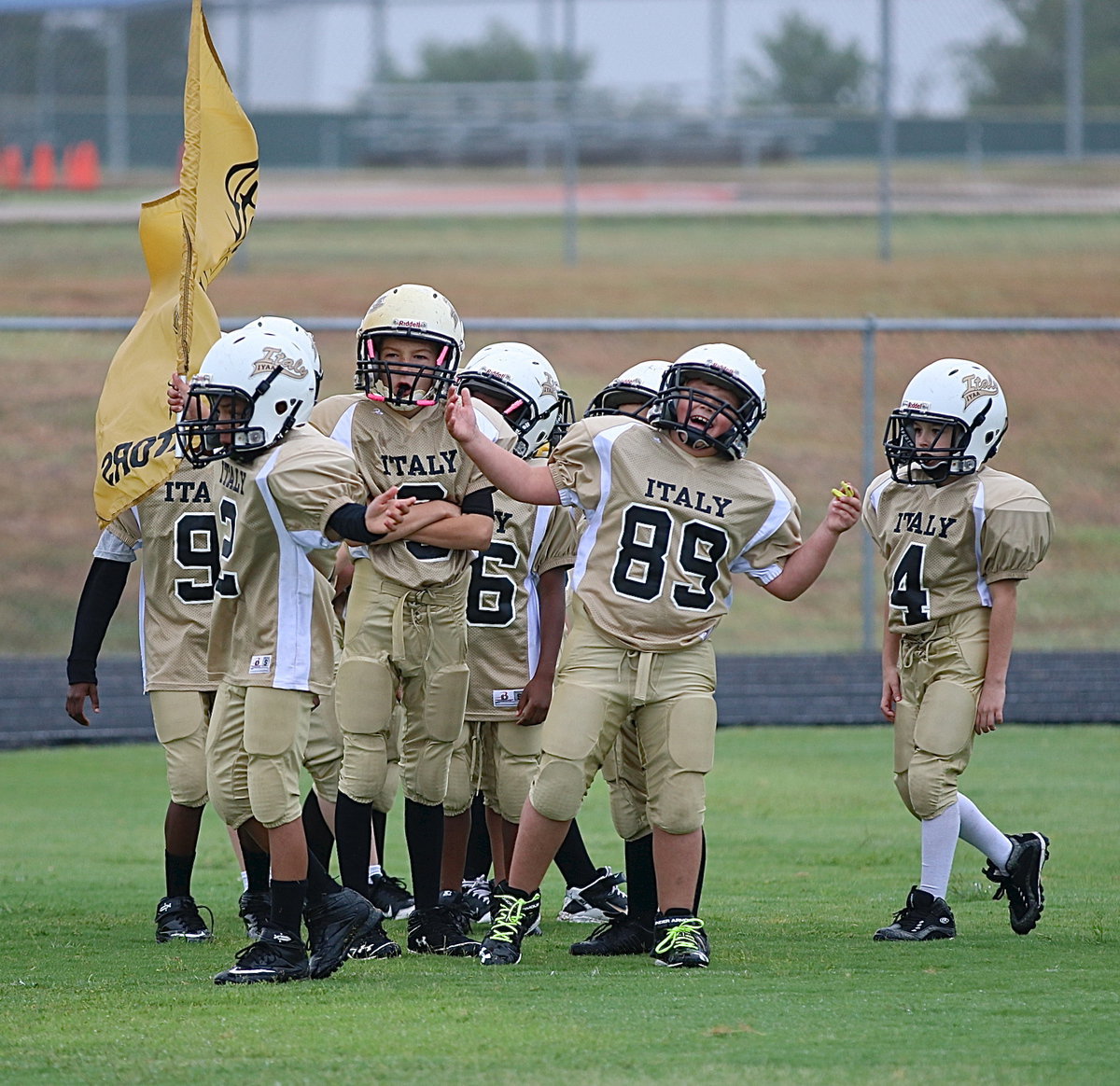 Image: The B-team Gladiators get set for their game against Rice.