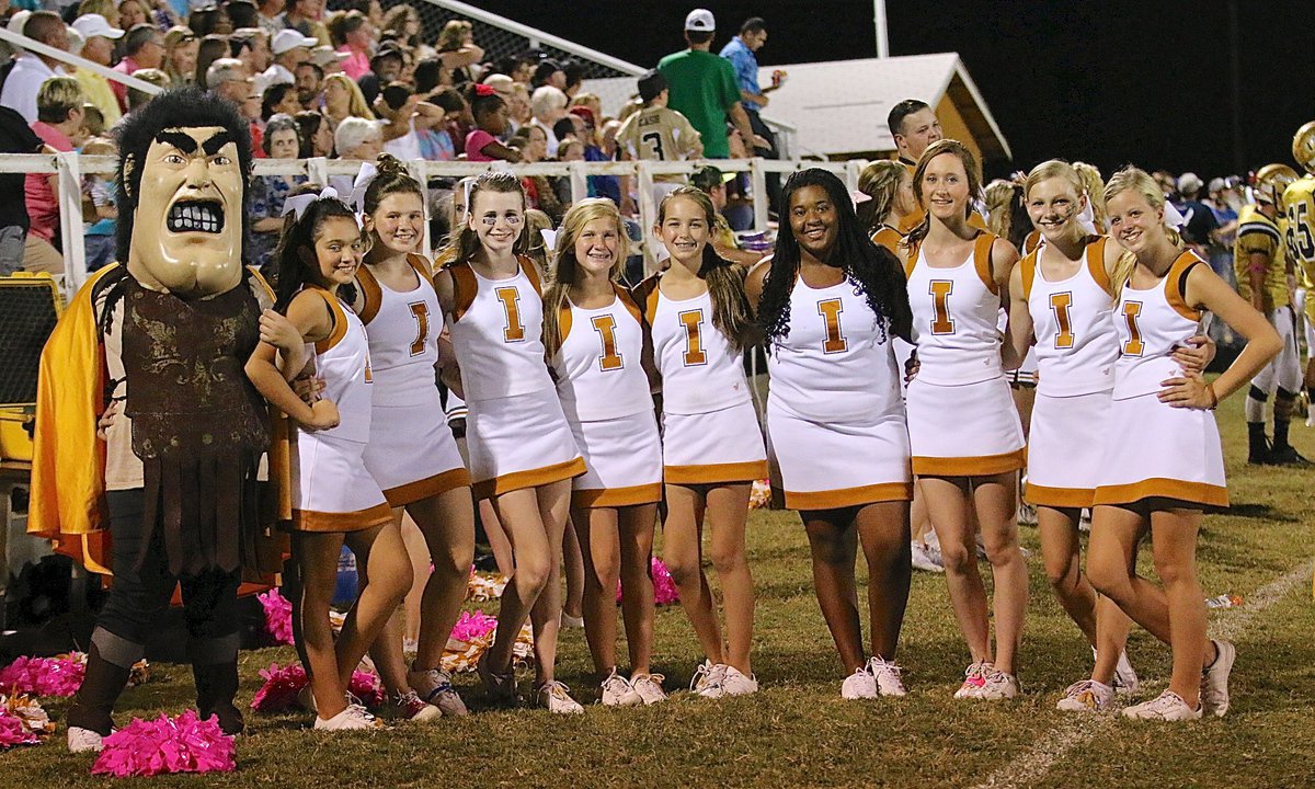 Image: All the Italy Junior High cheerleaders all in a row with mascot Virginia McDaniel, Hannah Carr, Courtni Bland, Karson Holley, Karley Nelson, La’Jada Jackson, Lana Beets, Taylor Boyd and Alex Jones.