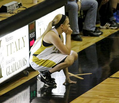 Image: Annie Perry(25) prepares to check in for the Lady Gladiators.