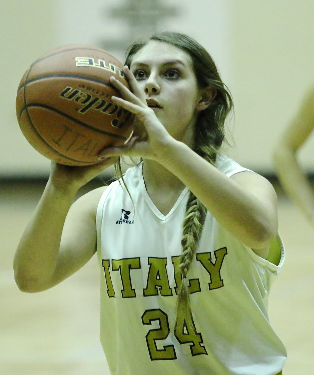 Image: Cassidy Gage(24) takes a turn at the free-throw line for the Italy A team.