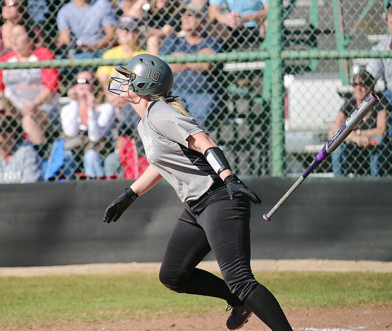 Image: Italy’s Madison Washington(10) gets a monster hit against Palmer but is stopped a few steps short of turning the blast into a homerun. No worries, as Washington tripled during her next at bat to help the Lady Gladiators defeat the Lady Bulldogs 12-1 at home.