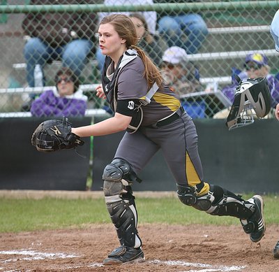 Image: Lady Gladiator catcher Lillie Perry attacks a bunt attempt from Mildred.