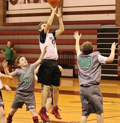 Image: Grant Hamby(9) elevates against Clifton.