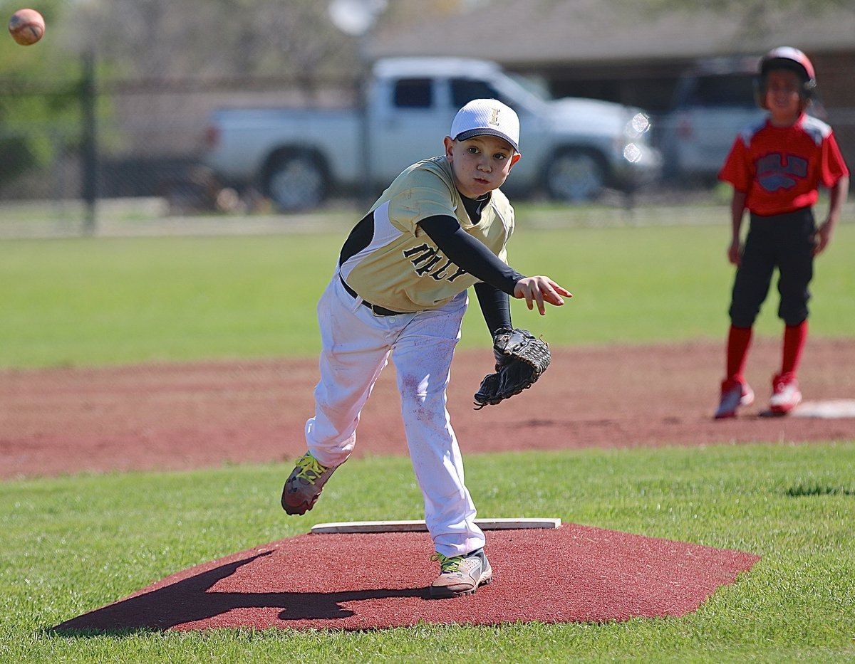 Image: Jay Copeland brings the heat against Kopperl.