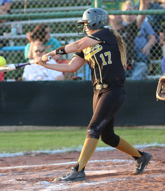 Image: Brycelen Richards(17) comes out swinging in game 1 against Riesel.