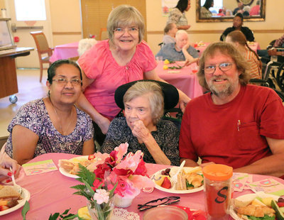 Image: Resident Leona Cockerham is joined by daughter Debbie Bradley (Top), her son Bruce Cockerham and his wife Susie Cockerham (Left) for a special Mother’s Day celebration at Trinity Nursing and Rehab in Italy.