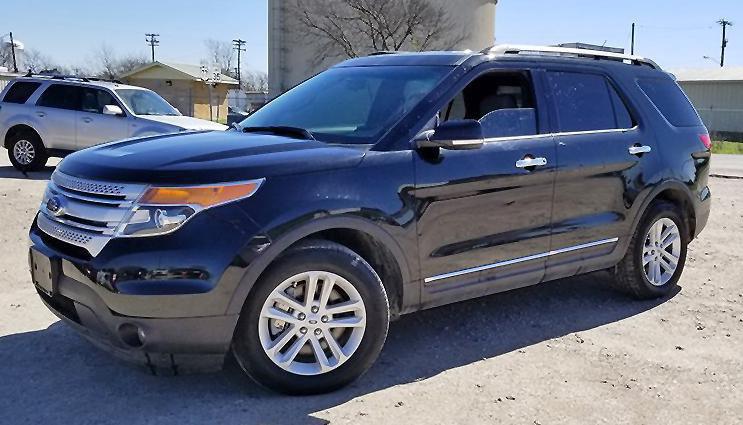Image: 2015 Ford Explorer XLT
    52xxx Miles
    Financing available
    Apply Online
    Italy Auto Sales
    P: (972) 483-1922
    italyautosales@gmail.com